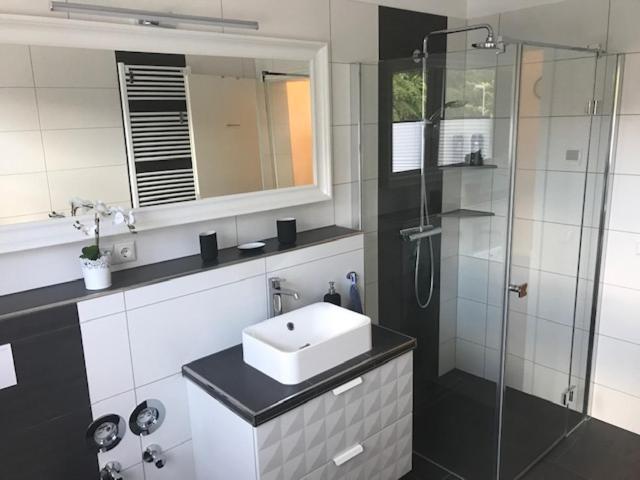 Top-Ferienwohnung Bei Berlin, Bis 3 Gaeste, Terrasse Und Garten Bestensee Dış mekan fotoğraf